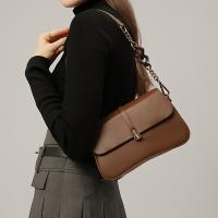 Bolso Baguette Urban con Correa de Cadena Dorada Monedero Cruzado y de Hombro para Mujeres - details 7