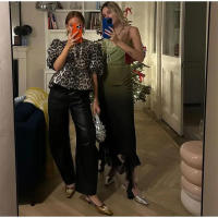Elegante camisa delgada con tirantes huecas de leopardo para mujeres, blusa de manga corta o blusa de cuello - details 9