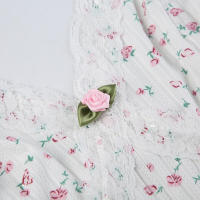 BUNO-body con adorno de encaje floral para mujer, peleles sexys ajustados y bonitos con cuello en V profundo sin mangas, ropa interior de moda de verano 2025 - details 2