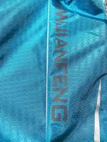 Mochila de gran capacidad 18L Multiusos para senderismo, escalada en montaña, ciclismo todo terreno - Correa ajustable, red para casco incluida, múltiples compartimentos para organización, diseño transpirable con correa de pecho ajustable, incluye silbato - details 13