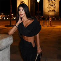 BUNO-Conjunto elegante de 2 piezas con pliegues de gato extraño para mujer, Tops cortos sexis sin mangas con cuello bajo + Pantalones rectos con borlas de cintura Irregular, traje liso - details 9