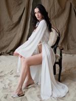Bata de satén blanca y negra para mujer, vestido de noche de manga larga acampanada, vestido de novia Sexy - details 6