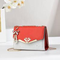 Bolso de hombro para niña pequeña a la moda, colgante de borla cuadrada inclinada, decoración de lentejuelas, mochila de lujo de alta gama - details 2