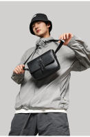 Nueva bolsa de mensajero de alta gama para niños, bolso de hombro tipo satchel para hombres, bolso de mano cuadrado pequeño y moderno para mujeres. - details 13