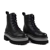 Botines de combate acolchados con tachuelas y botones frontales de PU lujosos y modernos con plataforma corta para mujer - details 0