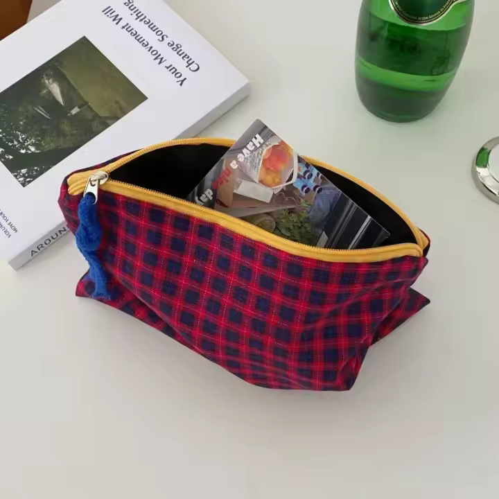 Bolsa de Maquillaje Cuadrada Grande Portátil, Cremallera, Tela de Algodón y Lino - 1