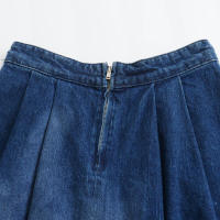 - Falda media casual de mezclilla plisada azul de cintura alta para mujer, holgada, a la moda, tendencia primavera otoño 2025 nueva - details 4