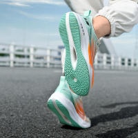 Zapatos deportivos con hebilla giratoria, calzado lateral de talla grande, zapatillas ligeras para correr, calzado de entrenamiento para hombre - details 8