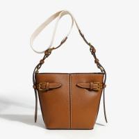 Bolso de mujer premium sense versátil retro hebilla decoración de un solo hombro bandolera bolso de cubo - details 14