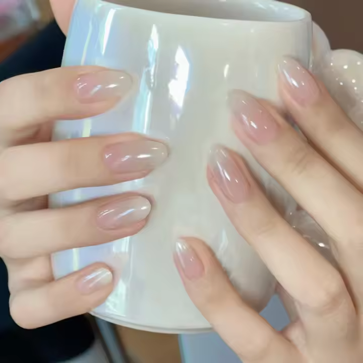 24PCS/1Caja De Uñas Postizas Estilo Francés Rectangulares Blancas Explosiones En Europa Y América Uñas Postizas De Resina - 1