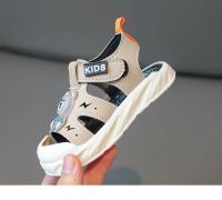 Zapatillas de deporte para niños y niñas, zapatos de playa versátiles, suaves y cómodos, antipatadas, bonitos, con diseño de oso astronauta, 2024 - details 13