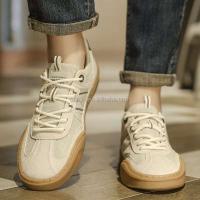 Nueva moda tenis blanco gótico mujer plana antideslizante 36-44 gamuza de vaca marca zapatos deportivos chicas y niños jóvenes - details 0