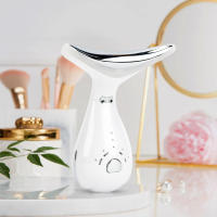 Terapia de luz roja para cara y cuello, Varita Facial ondulada, belleza elegante, dispositivo Facial multifuncional, plateado - details 7