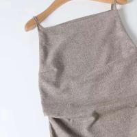 El vestido de verano para mujer es extremadamente simple con un sentido drapeado y un temperamento de correa elegante - details 4