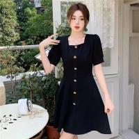 falda básica de hombro plano delgada de talla grande con falda negra pequeña que abraza la cintura para mujer - details 0