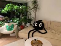 Almohada de Peluche Suave de Coal Negro con Patas Largas y Diseño de Dibujos Animados para Sofá de Casa y Cama de Coche Regalo de Anime - details 17