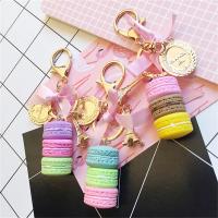 Llavero Macarón de Resina LADUREE Encanto de Bolsa de Mujer Macarons de Eiffel Tower Motors - details 0
