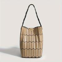 Bolsa de Tote Hexagonal Geométrica Material PVC Duradero Cierre Magnético - details 3