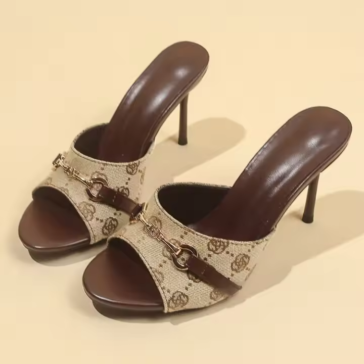 2025 moda europea y americana zapatillas de tacón alto de una palabra zapatillas casuales diarias para mujer zapatos de mujer de gran tamaño. - 1