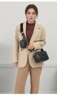 Bolso Cuadrado Bordado Clásico Mini Bolso de Cambio de Llave para Mujer con Correa de Hombro Ancho - details 8