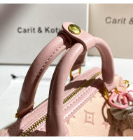 Bolso Boston con relieve rosa de moda 2025Nuevo bolso de almohada de mano de alta gama al por mayor - details 7