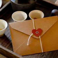 20 piezas Vintage San Valentín sobres de ventana sobre de regalo sobre de efectivo sobres de papel Kraft con botón lazo amor - details 10