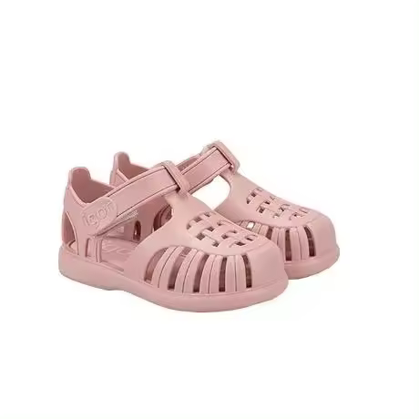 Sandalias marca BIOMECANICS para niña en color fucsia. Sandalias infantiles BIOMECANICS fucsia para niña con cierre adhesivo y plantilla ergonómica para mayor comodidad y seguridad - 1
