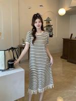 Vestido de punto a rayas de manga corta con borlas francesas para mujer en verano, falda larga fina, de alta gama, elegante y hermosa - details 11