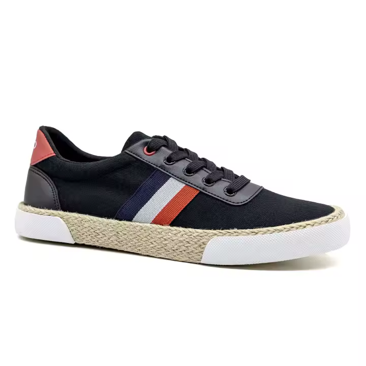Venta al por mayor Zapatillas Classic Unisex Round Toe Men'S Casual Sport Canvas Sneaker Zapatos para hombres y mujeres - 1