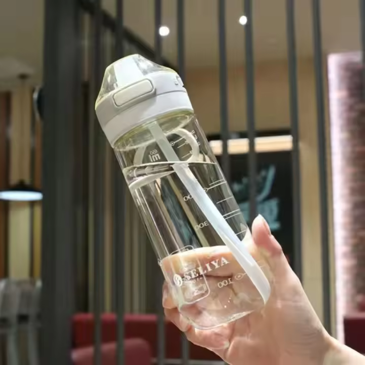 Botella de agua deportiva con mango de 500/650ml, botella de agua transparente de plástico con pajita, artículos para beber resistentes a caídas de alta capacidad - 1
