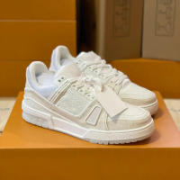 Entrenador de diseñador de lujo Zapatos casuales Zapatillas de deporte transpirables Blanco rojo Negro Plataforma de moda en relieve Zapatillas bajas de cuero para hombre Zapatillas deportivas para correr f1 - details 2