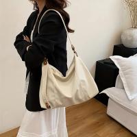 Bolso Cruzado de Nylon Ligero Versátil Accesorio de Moda con Cierre de Cremallera y Detalle de Ganchos Ideal para Comutería, Compras, Actividades al Aire Libre Monedero Pequeño con Correa Desmontable Blanco/Negro - details 9