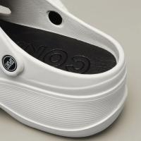 Sandalias de plataforma gruesas huecas para mujer, zuecos de fondo grueso de Eva, zapatillas para mujer, calzado de jardín antideslizante para exteriores, verano 2024 - details 5