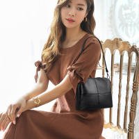 Bolsos de Hombro y Bandolera Retro para Mujeres en Cuero PU de Color Sólido Bolsos de Mensajero de Diseñador de Lujo Pequeños - details 3
