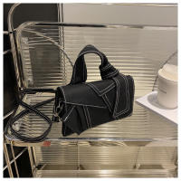 Bolso pequeño portátil de moda versátil, nuevo denim, bolso cuadrado pequeño cruzado de hombro empalmado - details 30