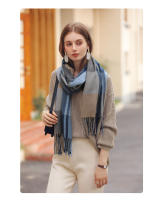 Bufanda a cuadros bufanda de invierno chal para mujer babero de flecos abrigados - details 9