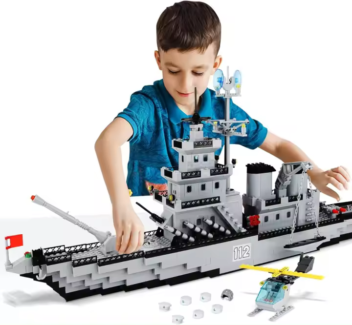 Set de Bloques de Construcción de Barco de Batalla Militar Juguete con Helicóptero y Barco de Vida Urbana Regalo Ideal para Niños - 1