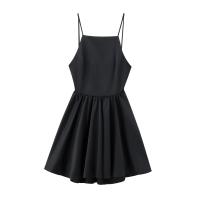 Ropa de mujer europea y americana temperamento de moda de cuello bajo cintura halter falda corta mini vestido - details 1