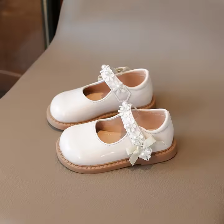 Zapatos de cuero antideslizantes para niña, zapatillas multifuncionales informales de princesa, suela suave, estilo coreano, a la moda, novedad de otoño, - 1