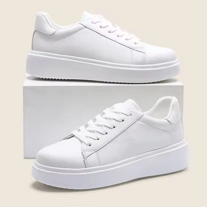 Zapatillas Blancas de Moda para Mujer Comodidad y Estilo en Talla Grande Suela Gruesa - 1