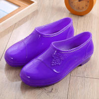 2025 Nuevas Cubiertas de Zapatos de Goma Antideslizantes para Mujer de Cocina Impermeables de Gelatina y Lluvia. - details 1