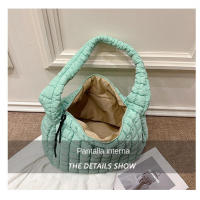 Bolso de mano tipo chaqueta nube plisada, bolso bandolera - details 3