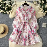 Vestido corto con estampado de wer para mujer, moda de primavera 2024, manga larga acampanada, botones de perlas con muescas, Mini Vestidos de fiesta con cinturón - details 1