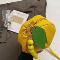 TQNORYCDIL Bolso bandolera con estampado de limones para mujer - Bolso de hombro redondo pequeño sintético amarillo y rosa con cierre de cremallera, forro de poliéster para atuendos casuales y formales, bolso bandolera, accesorio de moda, diseño divertido - details 6
