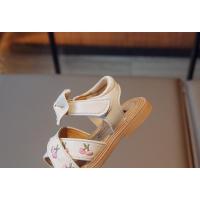 Sandalias para niños y niñas 2025 nuevos zapatos de princesa de moda suela suave zapatos de playa para niños medianos y pequeños zapatos de verano para niños bordados - details 17