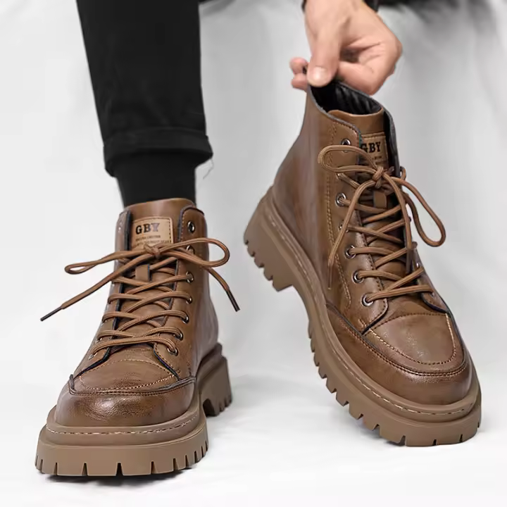 Botas de Trabajo de Cuero de Estilo Británico para Hombres Botas de Alta Tierra Impermeables Negras para Otoño - 1