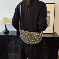 Bolso cruzado con remaches de Metal a la moda, bolso de hombro Y2k de estilo Punk hueco, bolso para axila para chica picante y dulce, diario - details 16