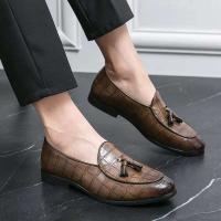 Los zapatos de vestir de cuero italianos del estilo que camina de los hombres más vendidos 2023 y los zapatos casuales del banquete de boda de Oxford - details 6