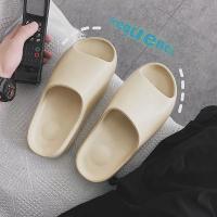 Zapatillas de nube con plataforma gruesa para mujer, suela suave de EVA, chanclas de playa de verano, zapatillas antideslizantes para el baño y el hogar - details 1