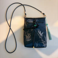 Nueva bolsa de teléfono móvil con bordado de cuerpo cruzado de brocado chino - details 5